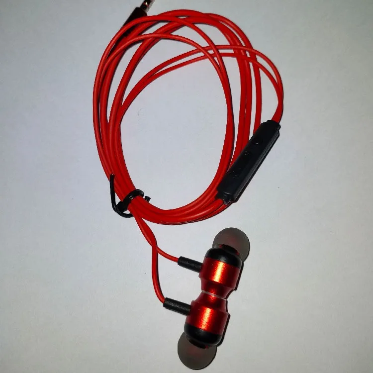 Magnet Handsfree with Clear Bass Ergonomic Comfort-Fit design