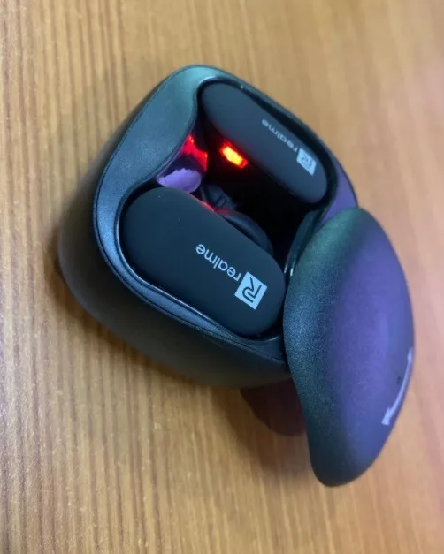 Bluetooth Earphones | Realme buds TWS-6 | Wireless Headphones with Charging Case - Black